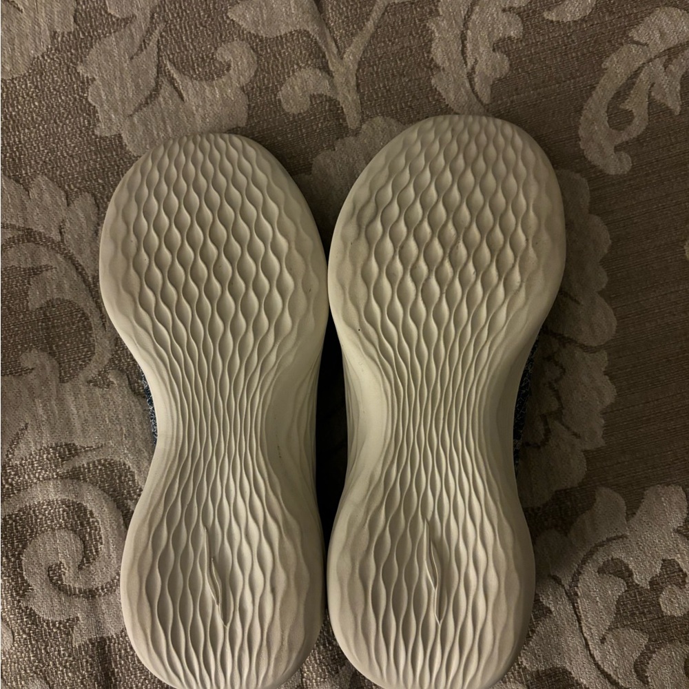 You by Skechers - slip on walkers - Picture 3 of 4